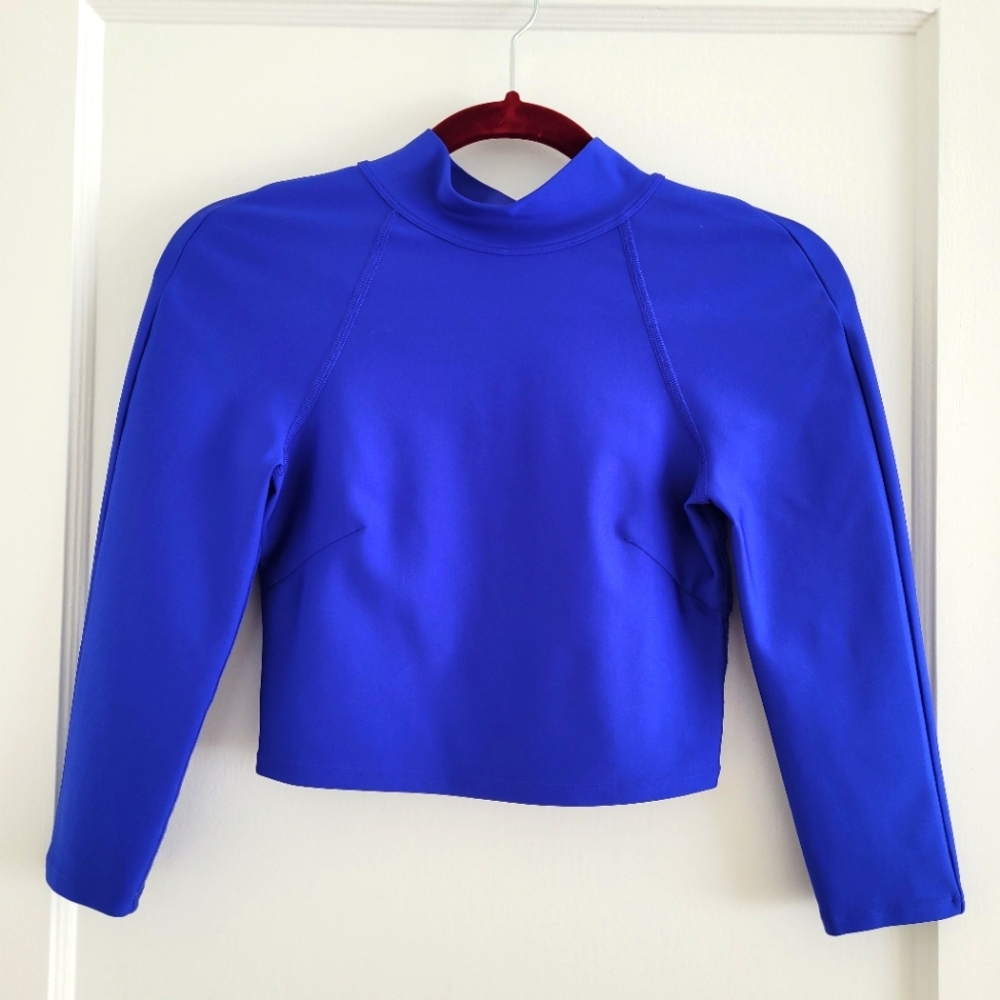 Alo Yoga Archer Fitted 3/4 sleeve crop top
